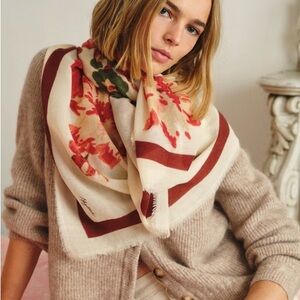 NWT Sézane Pio Scarf, Marie Print